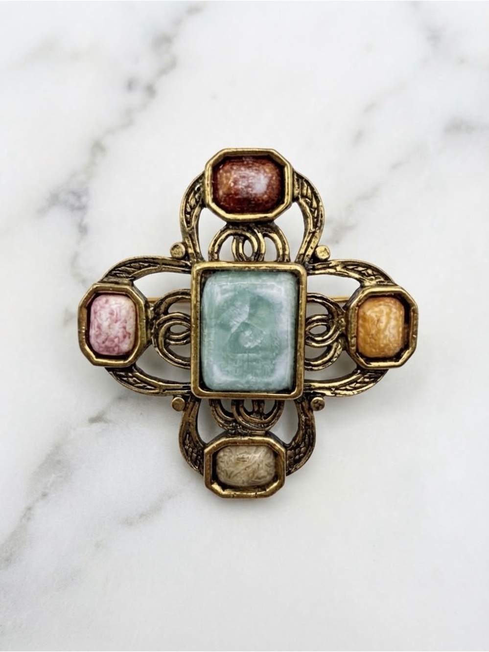 Vtg Celtic Gold Tone Faux Stone Maltese Cross Brooch Pin